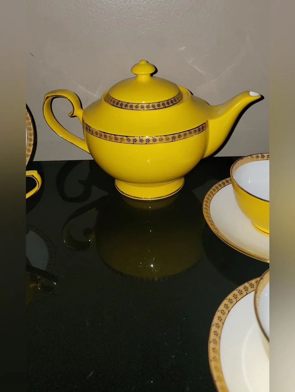 VINTAGE TEAVANA NOBLE POPPY Yellow Porcelain 10 PiecesTea Set with 14K Gold Trim